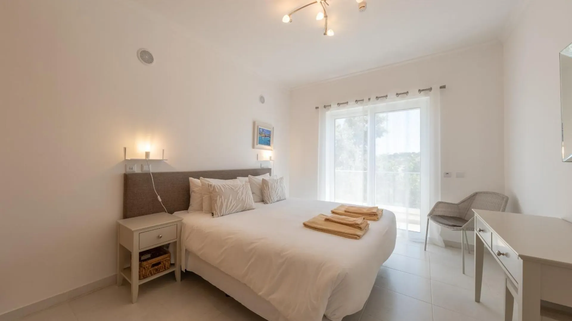 Porto De Mos 69 By Destination Algarve Apartamento Lagos